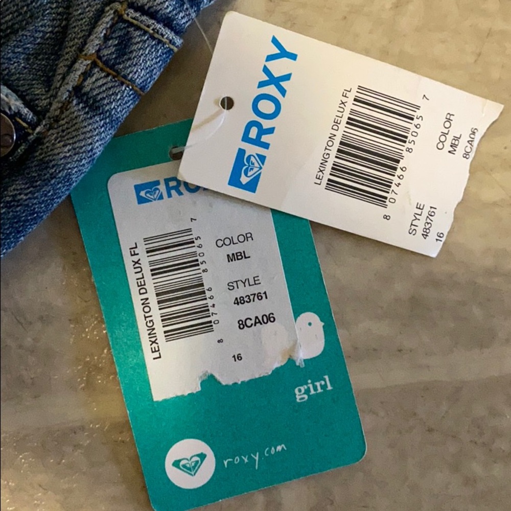 Girls Roxy jeans. Size 16 - Picture 2 of 6
